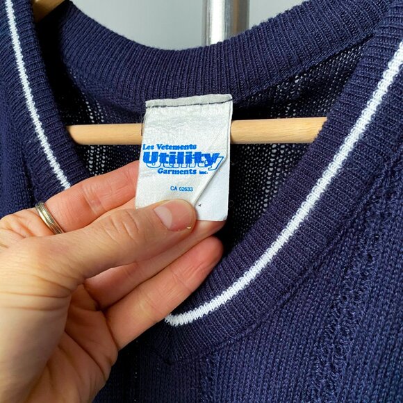 🍂 90s Vintage Navy & Blue White Preppy Knit  V-Neck Sweater Vest - Picture 5 of 6